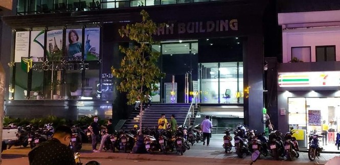 Công an TPHCM vạch mặt các ứng dụng vay tiền có lãi suất cắt cổ - Ảnh 1. Công an TPHCM vạch mặt các ứng dụng vay tiền có lãi suất cắt cổ - Ảnh 1.