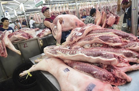 Tiêu dùng & Dư luận - Giá thịt lợn trong nước vẫn cao, người tiêu dùng chuyển qua mua thịt lợn nhập khẩu (Hình 3).
