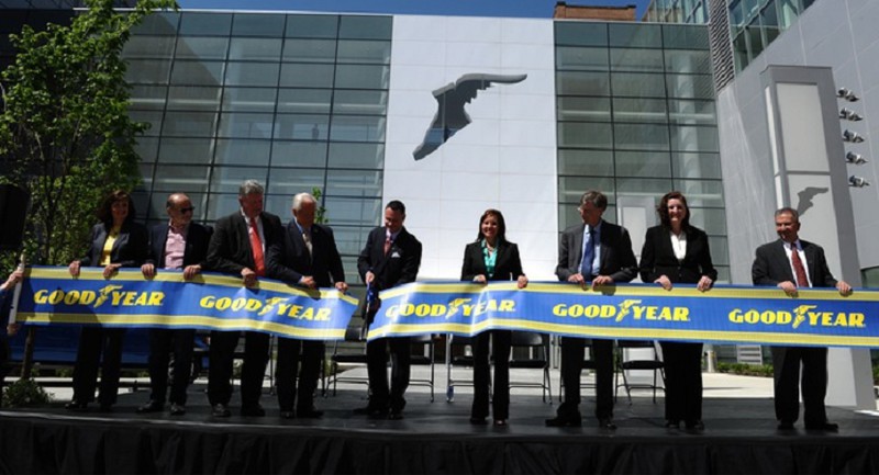 Tổng thống Trump kêu gọi tẩy chay lốp xe Goodyear Tong thong Trump keu goi tay chay lop xe Goodyear