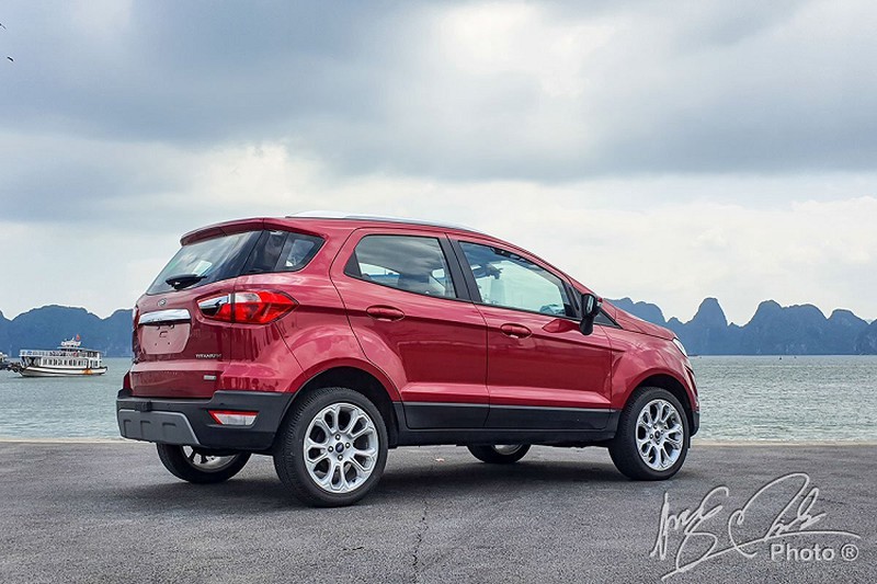 Vừa ra mắt, Ford EcoSport 2020 đã giảm cả chục triệu đồng - Hình 4 Vua ra mat, Ford EcoSport 2020 da giam ca chuc trieu dong-Hinh-4