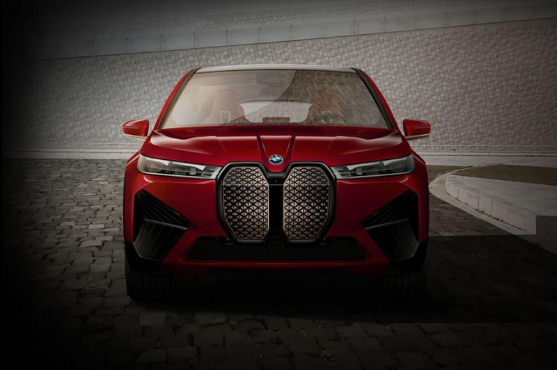 BMW xin lỗi vì thông điệp chỉ trích người dùng lạc hậu - Hình 2 BMW xin loi vi thong diep chi trich nguoi dung lac hau-Hinh-2