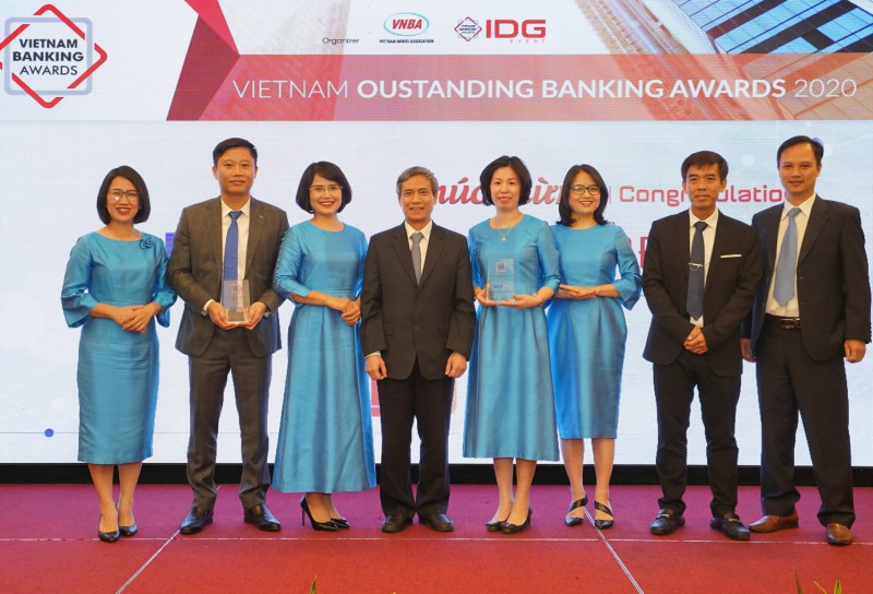 BIDV tiếp tục khẳng định vị thế dẫn đầu trong hoạt động ngân hàng bán lẻ - Ảnh 1. BIDV tiếp tục khẳng định vị thế dẫn đầu trong hoạt động ngân hàng bán lẻ - Ảnh 1.