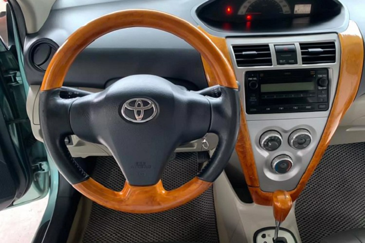 Co nen mua Toyota Yaris 2007 chi 270 trieu tai Viet Nam?-Hinh-5