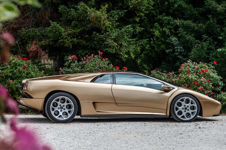 Sieu xe dinh dam Lamborghini Diablo, buoc sang tuoi 