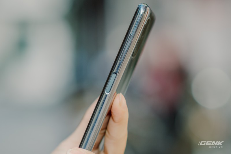 Đánh giá Samsung Galaxy M51: Ngoài pin 7000mAh còn gì đáng giá? - Ảnh 6. Đánh giá Samsung Galaxy M51: Ngoài pin 7000mAh còn gì đáng giá? - Ảnh 6.