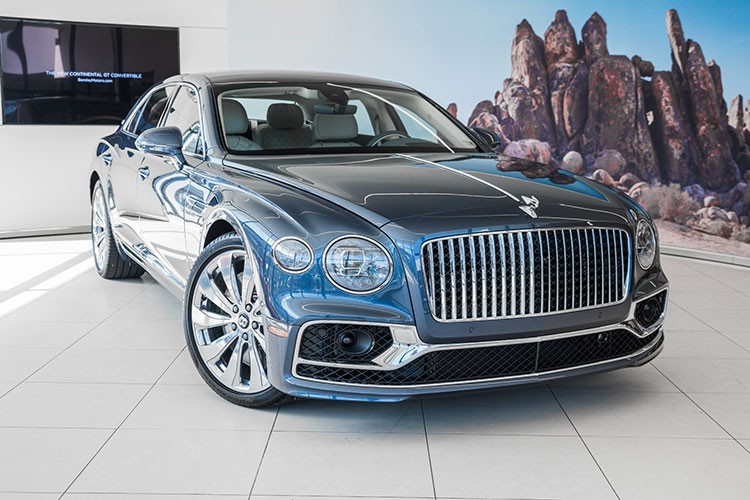 Them xe sang Bentley Flying Spur W12 gan 30 ty ve Viet Nam-Hinh-10