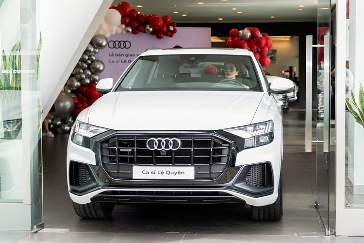 Le Quyen tau SUV hang sang Audi Q8 chinh hang hon 5 ty dong-Hinh-4