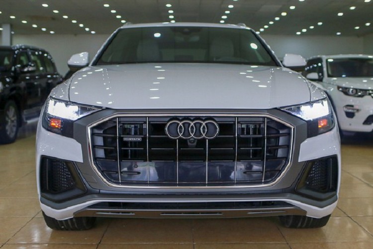 Le Quyen tau SUV hang sang Audi Q8 chinh hang hon 5 ty dong-Hinh-7