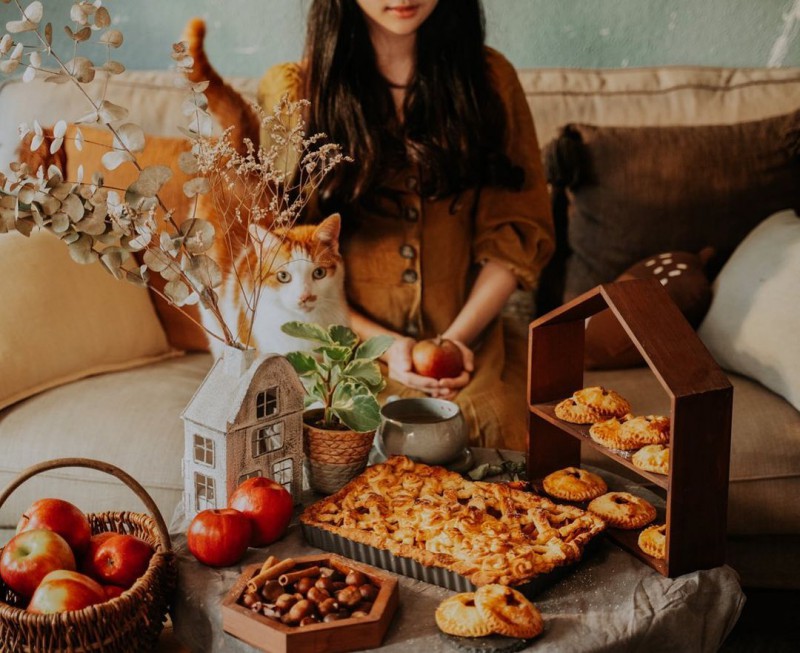 Her 86m2 - kênh YouTube đẹp xỉu của chị gái 20 tuổi không biết luộc rau, 29 tuổi thành “bà nội trợ” ham sống yên bình - Ảnh 6. Her 86m2 - kênh YouTube đẹp xỉu của chị gái 20 tuổi không biết luộc rau, 29 tuổi thành “bà nội trợ” ham sống yên bình - Ảnh 6.