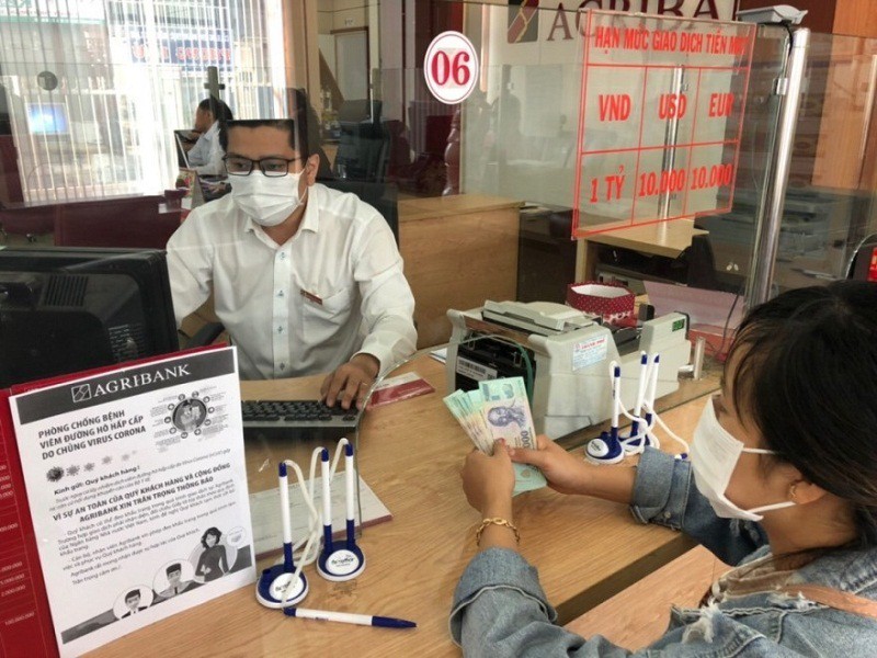 Năm 2021, gửi tiền tiết kiệm ngân hàng nào lãi suất cao? - Ảnh 1. Năm 2021, gửi tiền tiết kiệm ngân hàng nào lãi suất cao? - Ảnh 1.