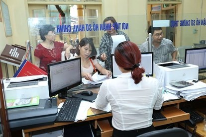 Nêu không thuộc 5 trường hợp đặc biệt trên thì công dân phải công chứng, chứng thực thì giấy tờ mới có hiệu lực về pháp lý. Ảnh: Hải Nguyễn