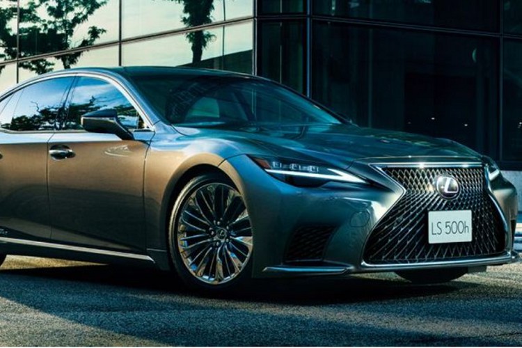 Lexus LS 500 2021 