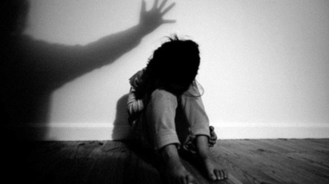 Nghiện phim sex, thanh niên 17 tuổi hiếp dâm bé gái 10 tuổi - Ảnh 1. Nghiện phim sex, thanh niên 17 tuổi hiếp dâm bé gái 10 tuổi - Ảnh 1.