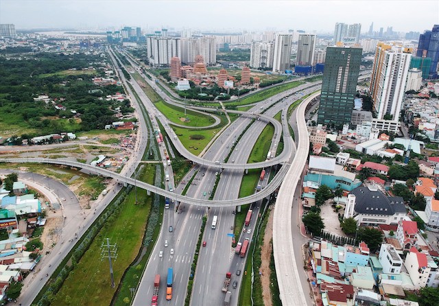 Thu hồi, đấu giá đất hai bên đường mới sẽ giúp TP.HCM thu về khoản tiền lớn đầu tư hạ tầng