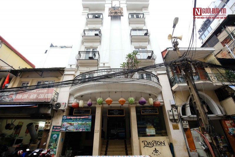 Bất động sản - Hà Nội: Cận cảnh hàng loạt khách sạn đóng cửa, rao bán (Hình 4).