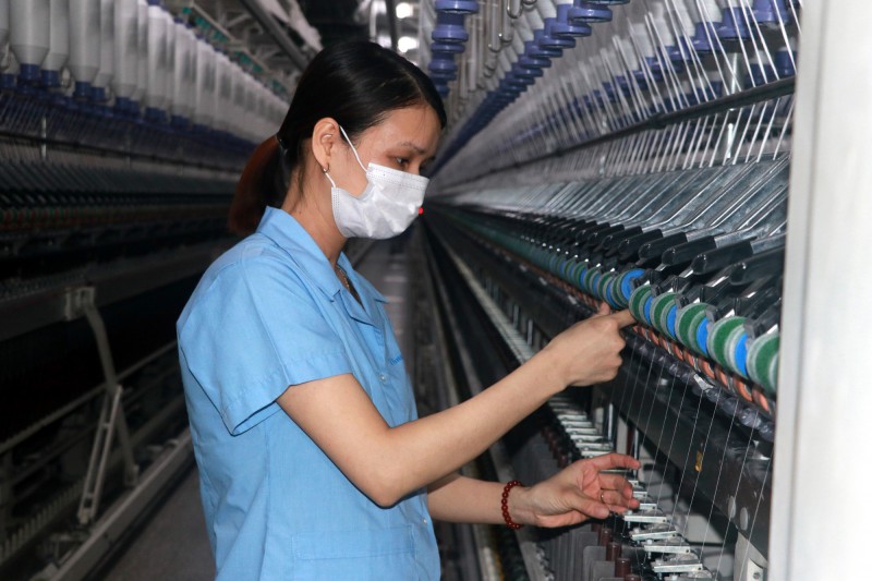 Tiếp tục đề xuất không tăng lương tối thiểu năm 2021 - Ảnh 2. Tiếp tục đề xuất không tăng lương tối thiểu năm 2021 - Ảnh 2.