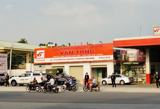Nhiều doanh nghiệp kinh doanh xăng dầu sắp bị tước giấy phép - Ảnh 1. Nhiều doanh nghiệp kinh doanh xăng dầu sắp bị tước giấy phép - Ảnh 1.