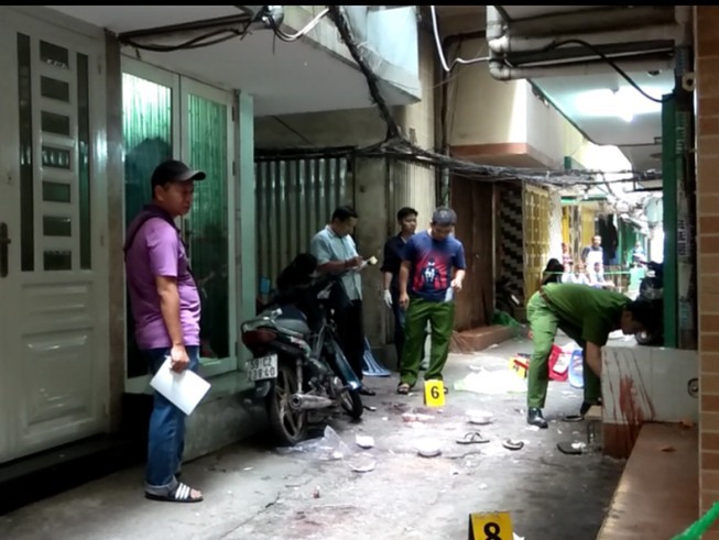 TP.HCM: Người phụ nữ bị ‘phi công trẻ’ đâm tử vong - Ảnh 1. TP.HCM: Người phụ nữ bị ‘phi công trẻ’ đâm tử vong - Ảnh 1.