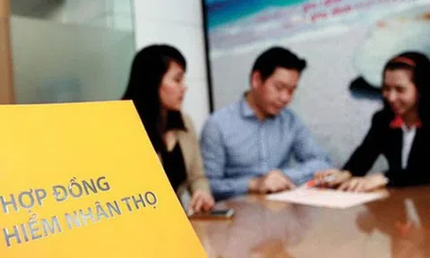 "Hoa hồng" khủng, nhiều tư vấn viên bảo hiểm chỉ chăm chăm "chốt đơn"