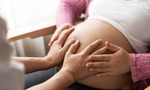 Có hiện tượng mua bán trứng, tinh trùng, phôi thai tràn lan: Siết chặt mang thai hộ vì mục đích nhân đạo